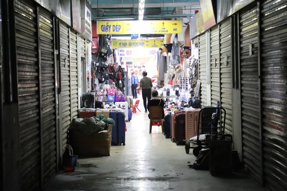 Lý do tiểu thương đồng loạt rời khu chợ lớn nhất Việt Bắc - Ảnh 13.