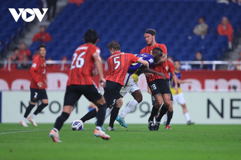 Urawa Reds có thể gặp Man City sau khi đối đầu Hà Nội FC - Ảnh 1.