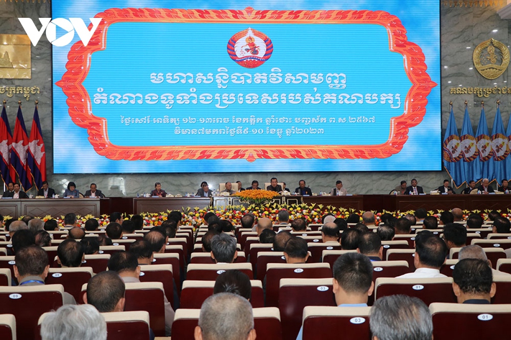 Đảng của Cựu Thủ tướng Campuchia Hun Sen tổ chức Đại hội bất thường - Ảnh 3.