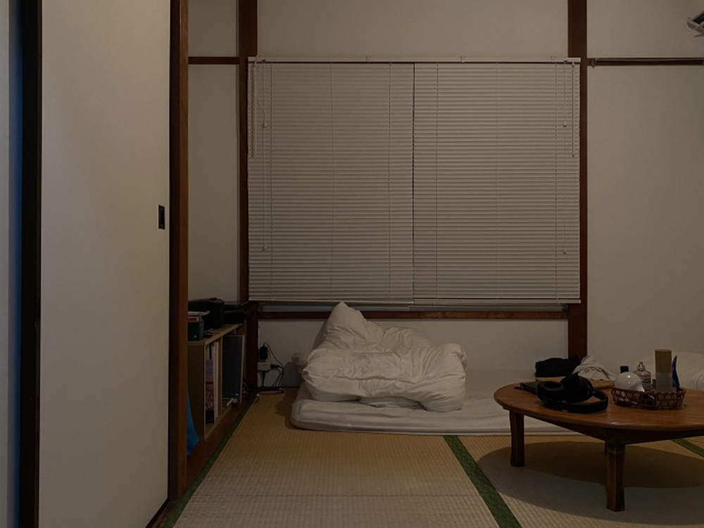Nỗi khổ trong những căn hộ 14 m2, không phòng tắm ở Nhật Bản - Ảnh 3.