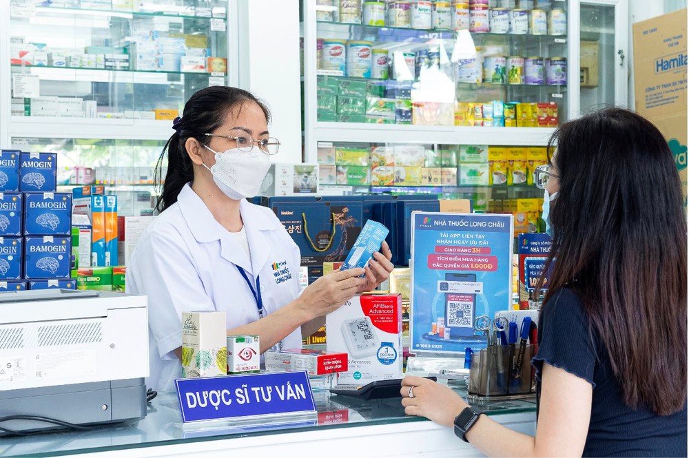 Chủ tịch FPT Retail Nguyễn Bạch Điệp: 2023 khó khăn nhưng Long Châu sẽ tiếp tục mở rộng - Ảnh 7.