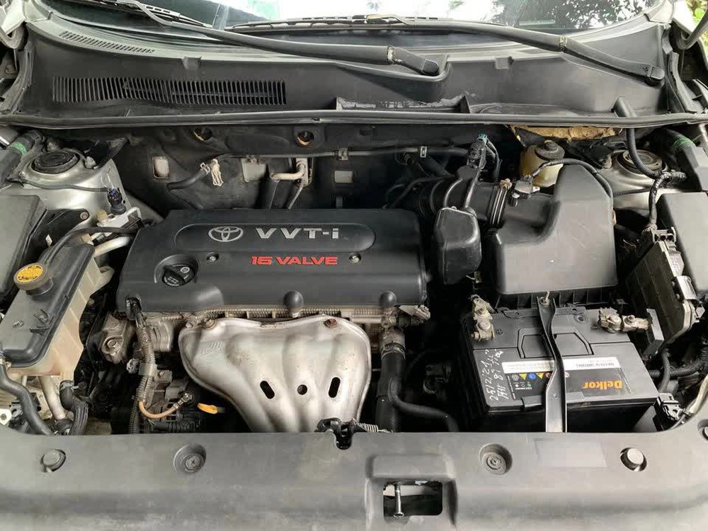 Chào Toyota RAV4 15 tuổi rẻ hơn Morning mới, người bán khẳng định: Xe còn zin 100%, máy móc chưa bổ - Ảnh 7.