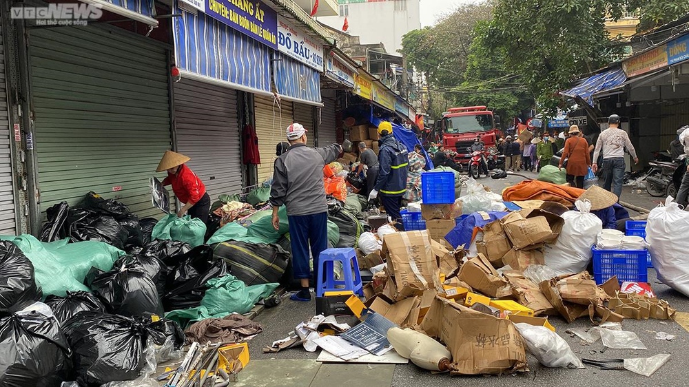 Cảnh tan hoang sau vụ cháy lớn ở chợ Tam Bạc, Hải Phòng - Ảnh 15.