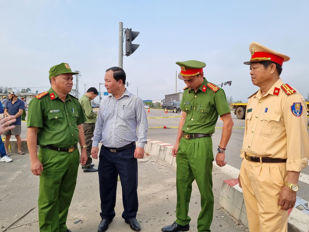 Vụ tai nạn làm 8 người chết ở Quảng Nam: Hỗ trợ ban đầu cho các nạn nhân - Ảnh 3.