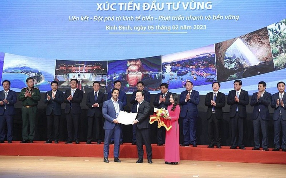 Tự hào Nghệ An - Trung tâm công nghệ mới của Việt Nam: Thu hút 2 ông lớn gia công cho Apple, nhận đầu tư gần 2 tỷ USD, tạo ra hàng vạn việc làm - Ảnh 1.