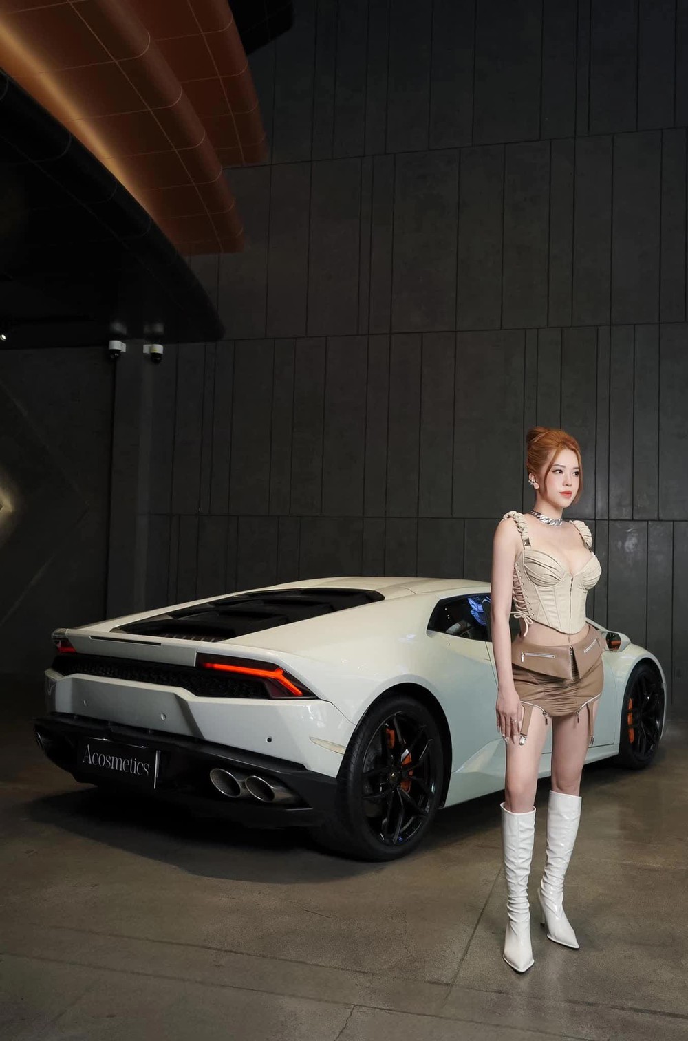 Hot girl Buôn Ma Thuột chi tiền tỷ sắm siêu xe Lamborghini Huracan nhân dịp lễ Tình nhân - Ảnh 5.