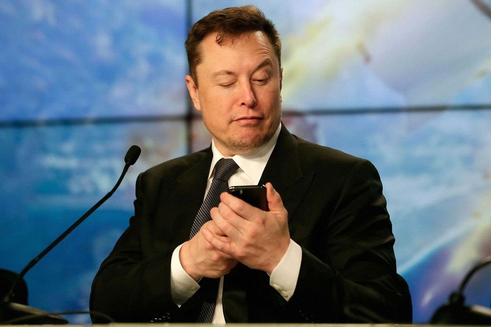 Elon Musk mắc chứng tự kỷ thiên tài: Tôi đã tái định nghĩa ô tô điện, sắp đưa mọi người lên sao Hỏa, mọi người có nghĩ tôi là một gã bình thường không? - Ảnh 4.