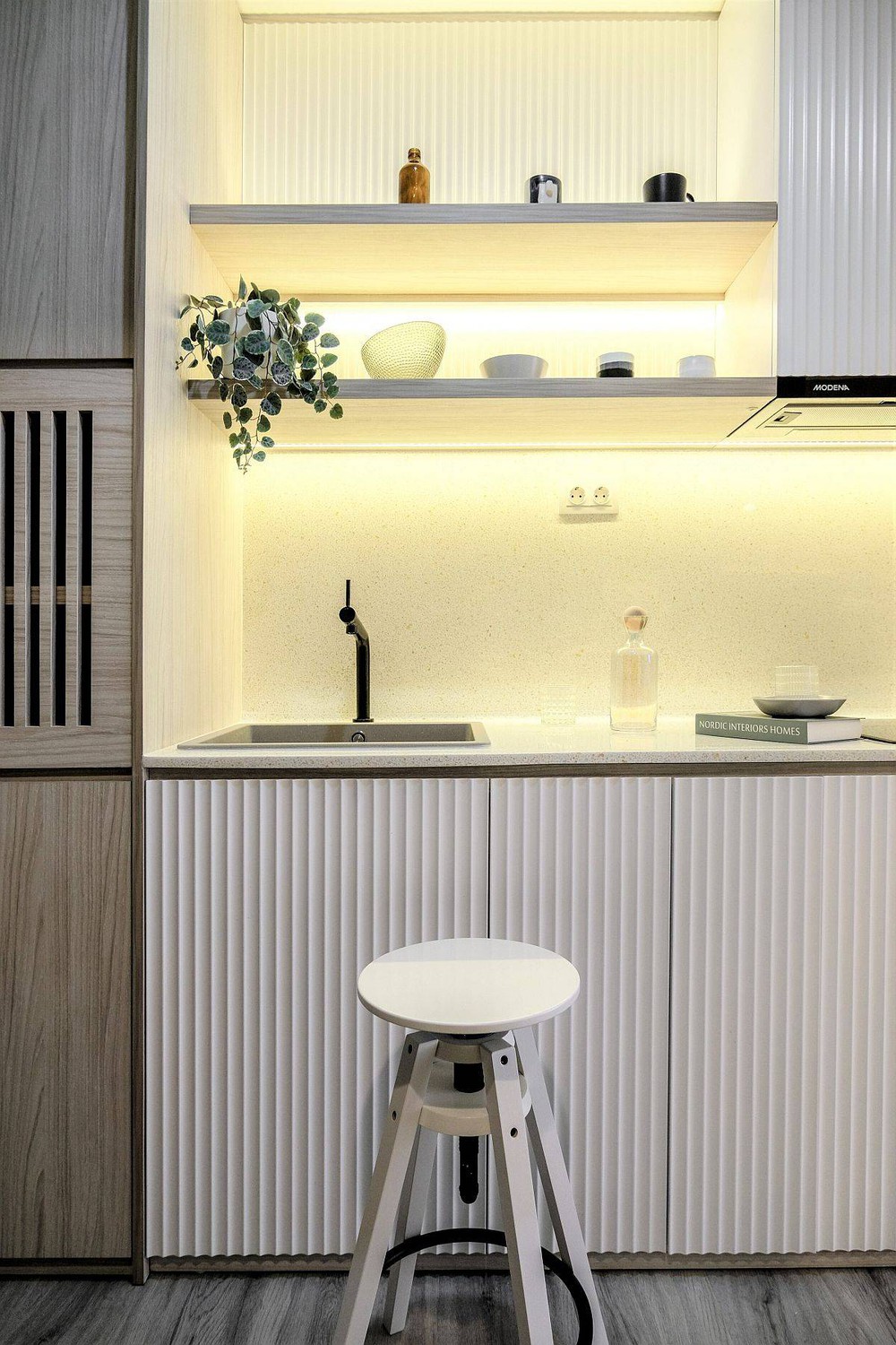 Căn hộ mini chỉ 25m² gây nghiện với lối thiết kế thông minh, siêu tiện lợi - Ảnh 7.