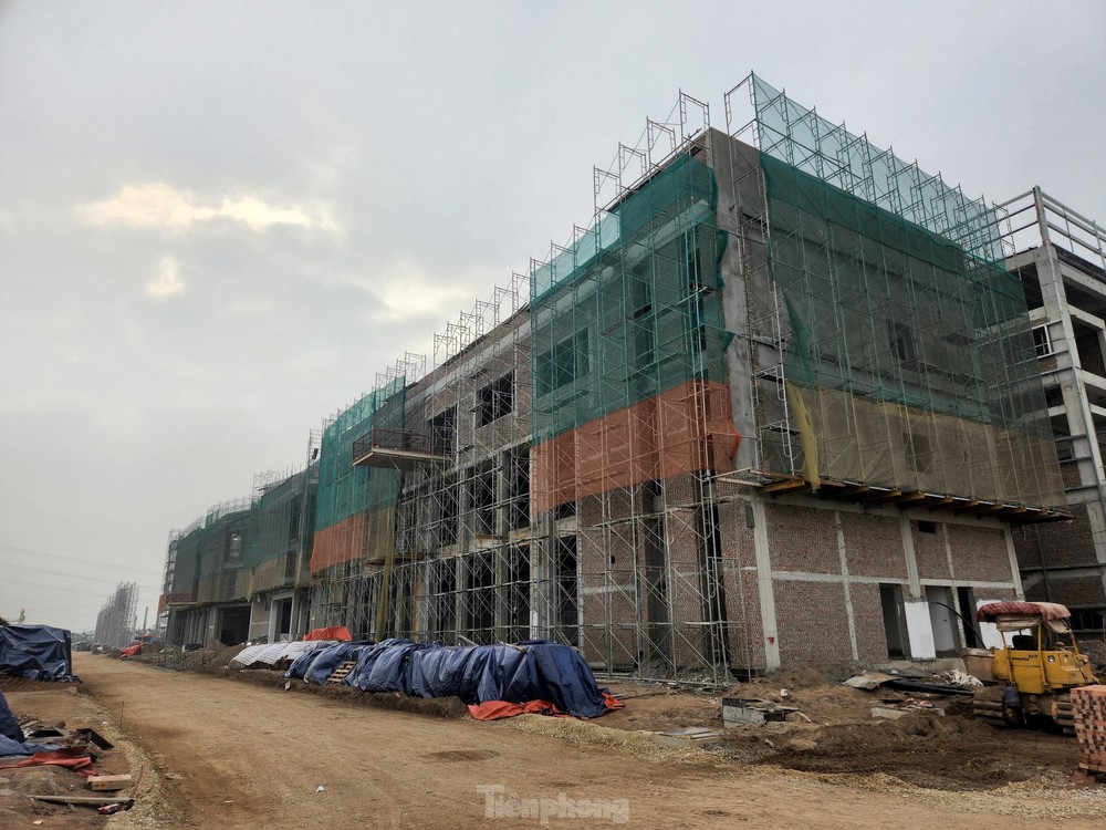 Cận cảnh dự án nhà máy ô tô xây “chui” ở Hưng Yên - Ảnh 1.