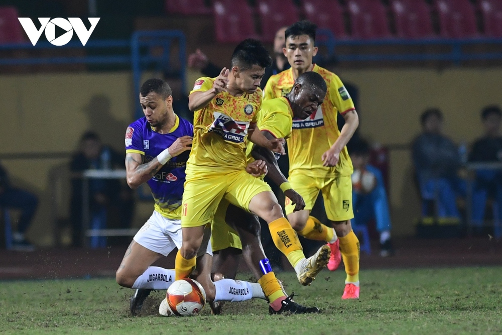 Trực tiếp Hà Nội FC 0 - 0 Thanh Hóa: Xà ngang cứu thua cho chủ nhà - Ảnh 1.