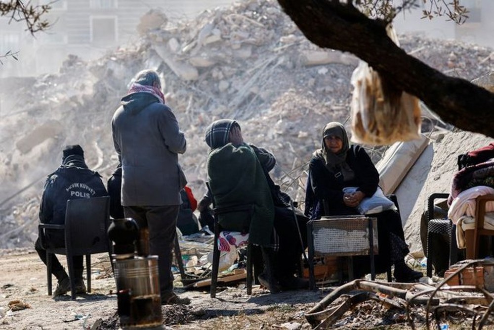 Sống sót sau động đất, gia đình 7 người Syria gặp kết cục bi thảm - Ảnh 2.