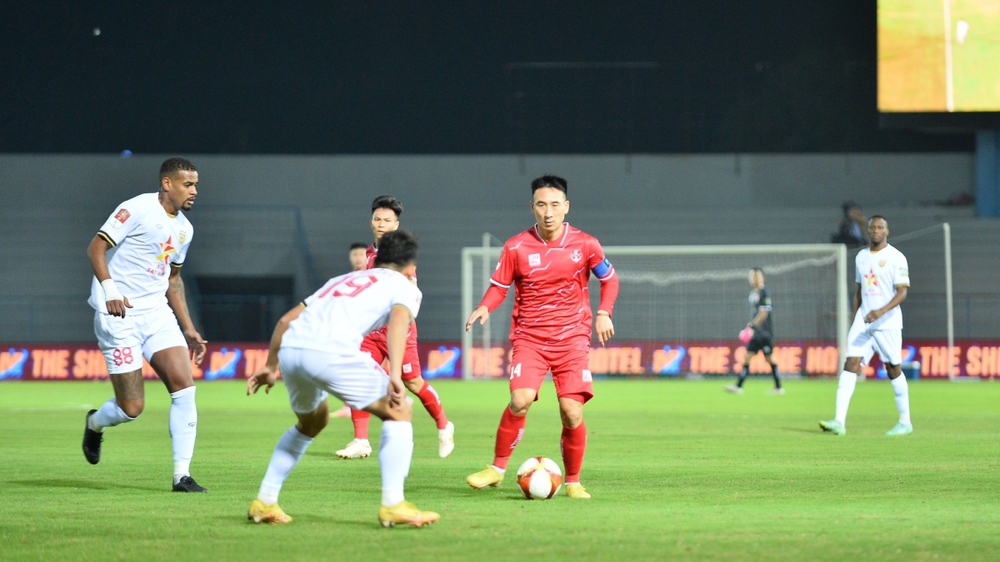 Kết quả V-League 2023: Hải Phòng gục ngã trước Hà Tĩnh tại Lạch Tray - Ảnh 3.