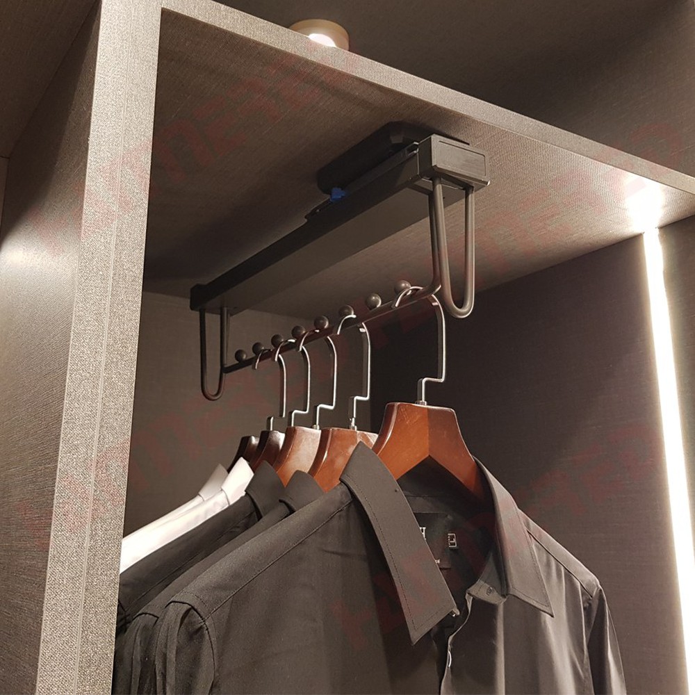 Cách sắp xếp quần áo để phòng bạn lúc nào cũng gọn dù diện tích nhỏ - Ảnh 6.
