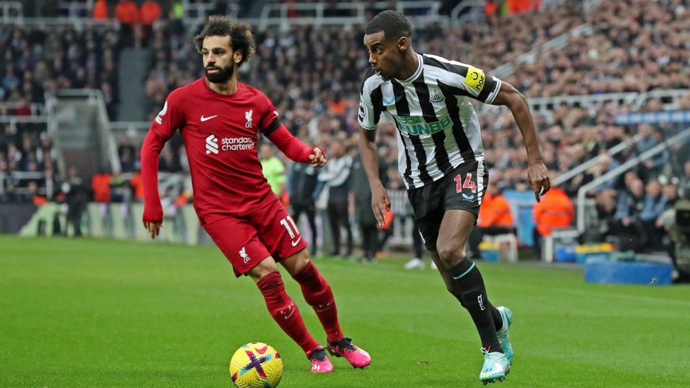 Thắng dễ Newcastle, Liverpool nuôi hy vọng vào top 4 Ngoại hạng Anh - Ảnh 1.