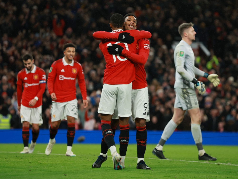 Thắng dễ Nottingham Forest, MU hẹn đấu Newcastle ở chung kết Cúp Liên Đoàn Anh