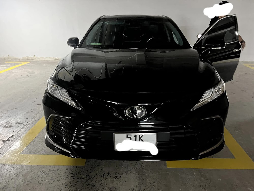 Chủ xe Toyota Camry cả năm chỉ chạy 5.700 km nhưng lỗ luôn 227 triệu đồng - Ảnh 1.