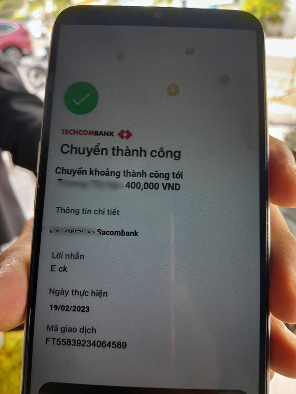 Thanh niên đi ôtô lừa... 400.000 đồng của chủ quán trà sữa ở Phú Quốc - Ảnh 1.