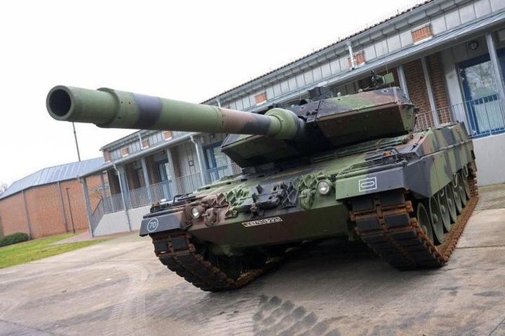 Lính Ukraine: Điều khiển xe tăng Leopard như lái Mercedes đời mới - Ảnh 1.