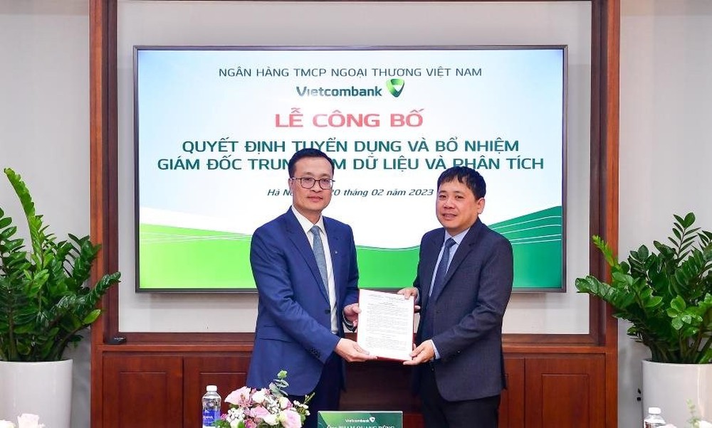  Vietcombank bổ nhiệm cựu Giám đốc công nghệ VinFast làm Giám đốc Trung tâm dữ liệu và phân tích  - Ảnh 1.