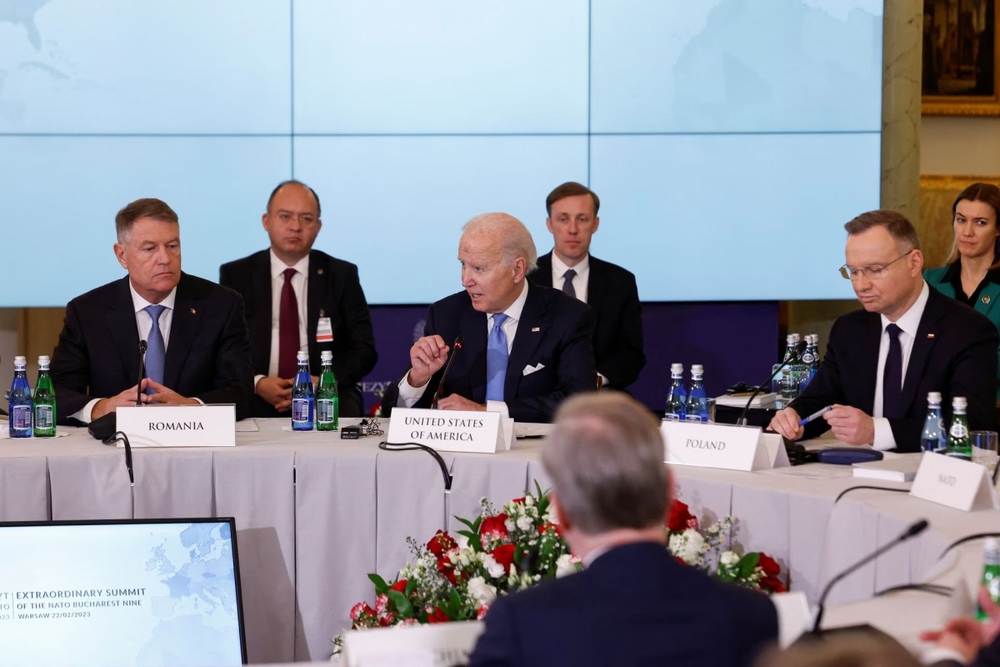 Tổng thống Mỹ Biden trấn an các đồng minh NATO sau cảnh báo hạt nhân của Nga - Ảnh 2.