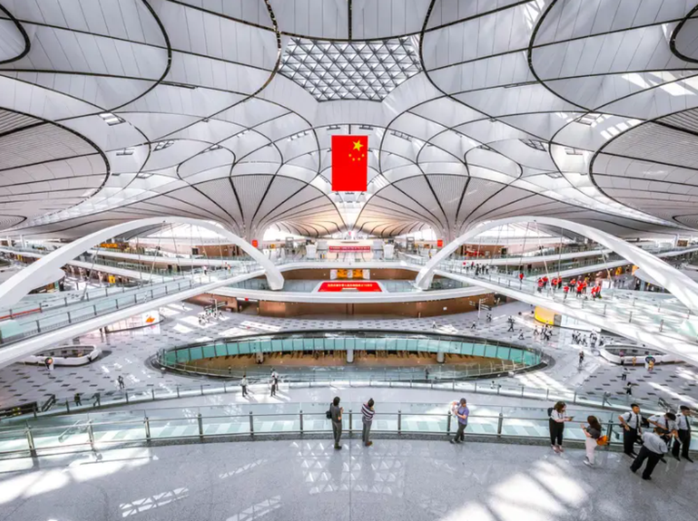 Cận cảnh siêu sân bay ‘sao biển’ trị giá 63 tỷ USD ở Trung Quốc - Ảnh 4.
