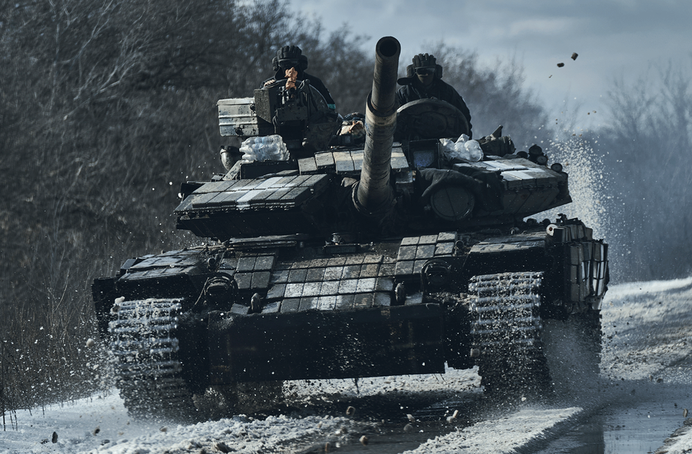 Ukraine cho nổ tung đập gần Bakhmut để ngăn bước tiến quân Nga - Ảnh 2.