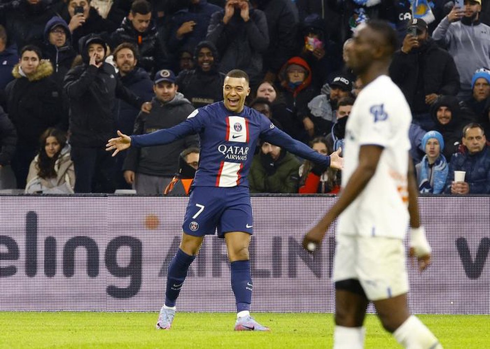Messi và Mbappe tỏa sáng rực rỡ, PSG đại thắng Marseille