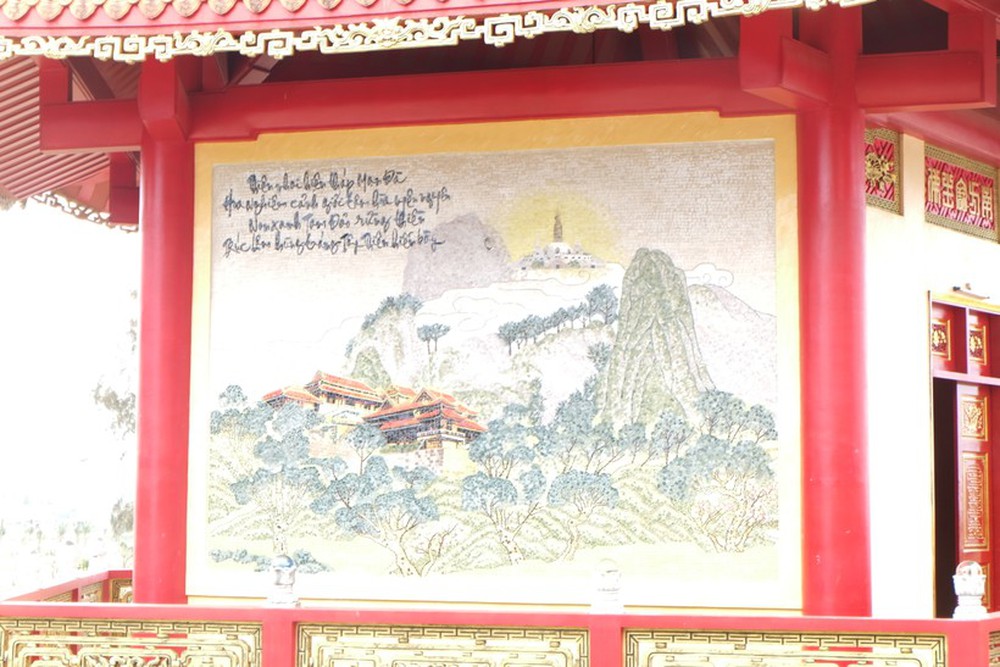 Chiêm ngưỡng 16 bức tranh sứ độc bản đạt kỷ lục Việt Nam tại chùa Quán Thế Âm - Ảnh 13.