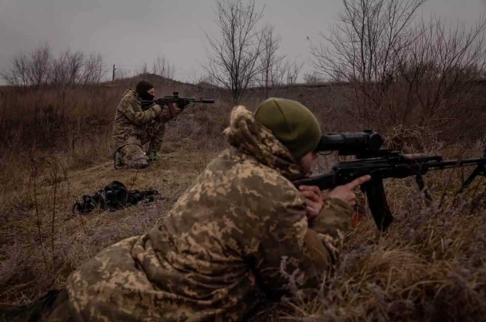 Ukraine chỉ ra các dấu hiệu cho thấy Nga chuẩn bị dồn lực đánh lớn - Ảnh 1.