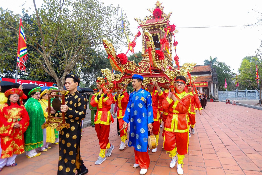 Cận cảnh nghi lễ mở màn Lễ hội khai ấn đền Trần 2023 - Ảnh 3.