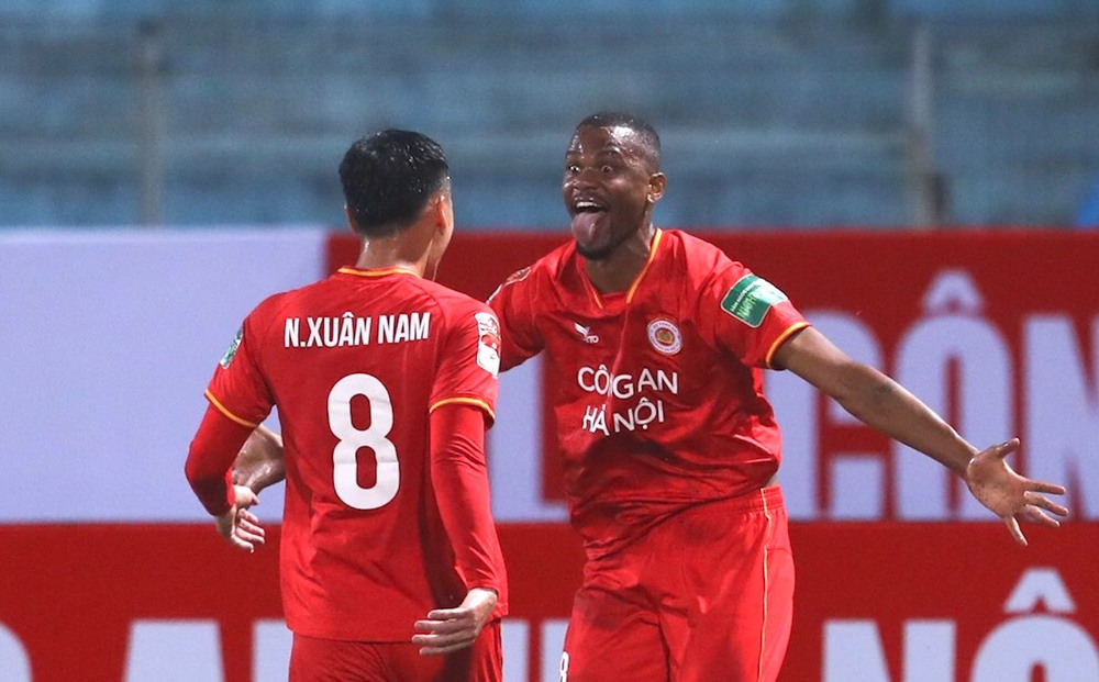 Trực tiếp bóng đá Công an Hà Nội 5-0 Bình Định: Fred lập hat-trick