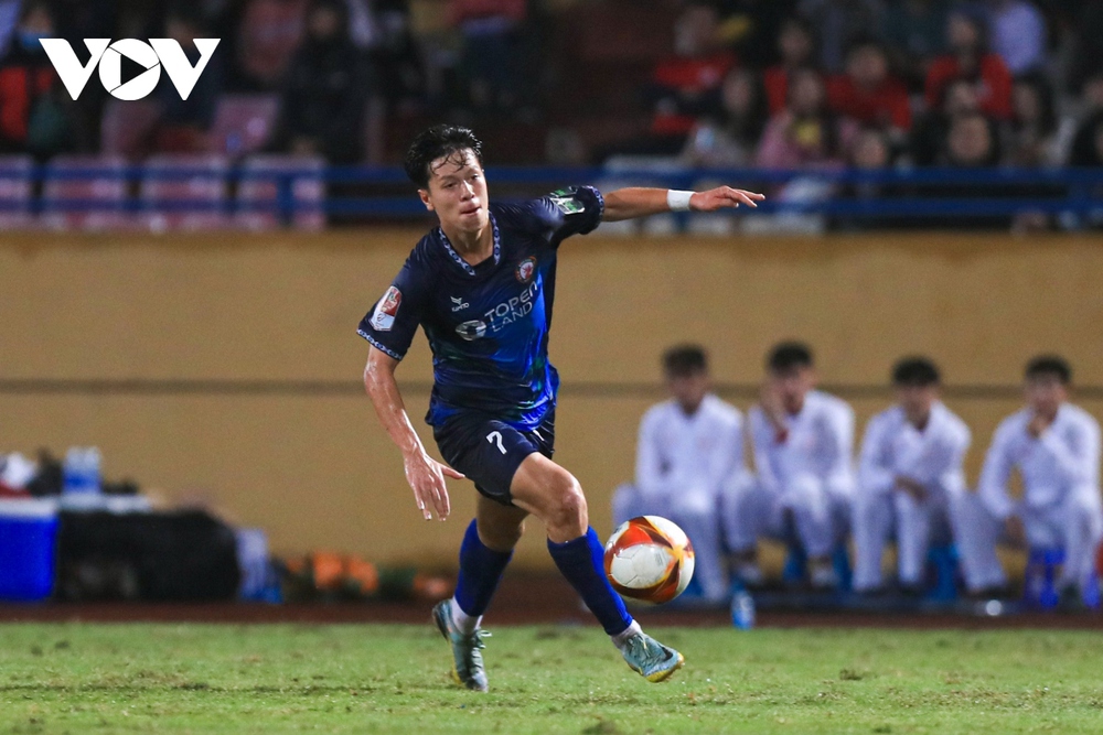 Cầu thủ Việt kiều Viktor Lê gây thất vọng ngày ra mắt V-League - Ảnh 5.