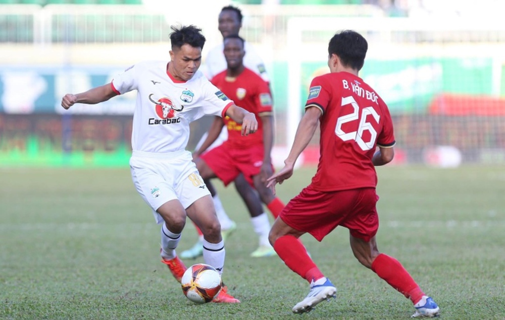 HAGL kiện VPF: Đối đầu, đổ lỗi không giúp V-League tốt lên - Ảnh 1.