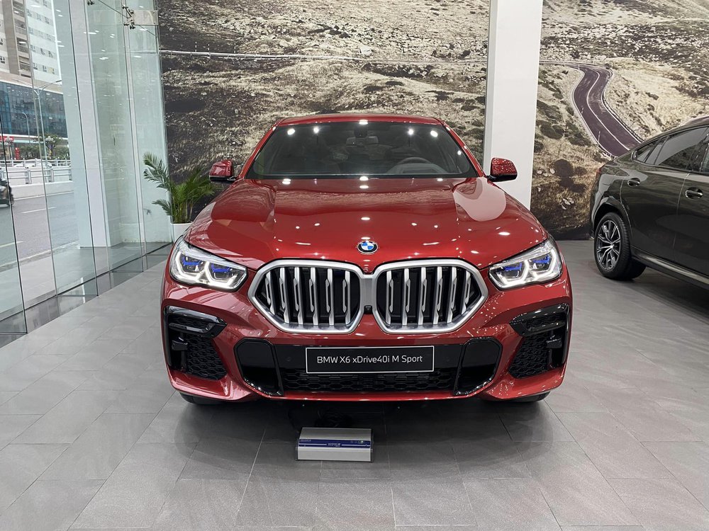 BMW giảm giá lô xe sản xuất 2021 và 2022: Giảm cao nhất 300 triệu đồng, 3-Series rẻ hơn Camry 2.5Q - Ảnh 2.