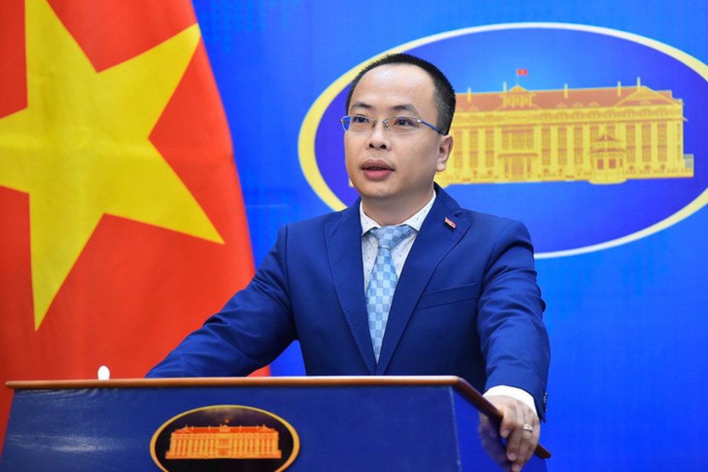Việt Nam lên tiếng về vụ khinh khí cầu giữa Mỹ và Trung Quốc - Ảnh 1.