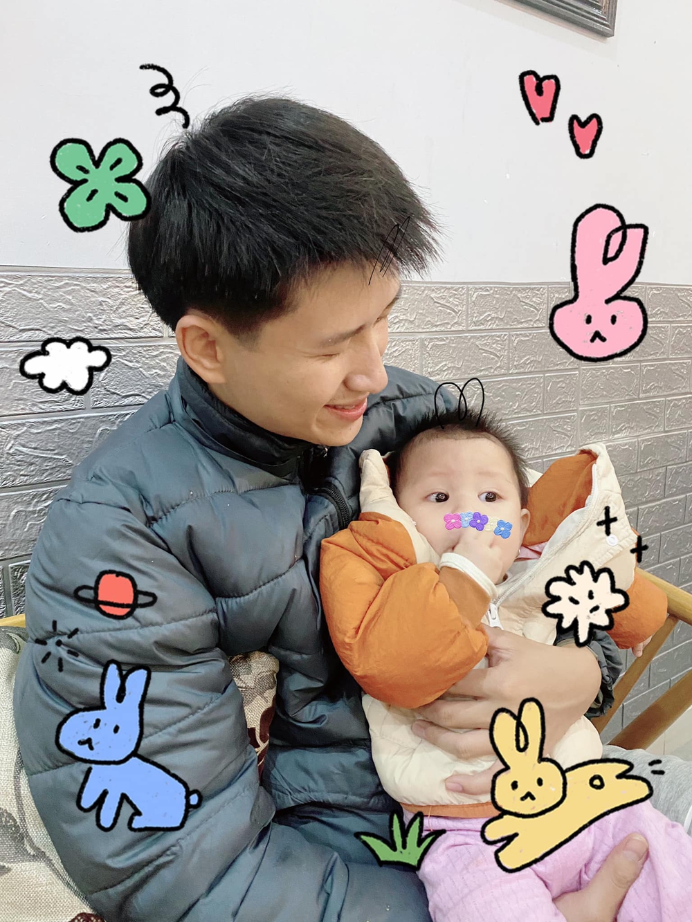 Vợ kiểm tra điện thoại, thấy nửa đêm chồng vẫn trả lời tin nhắn “gái lạ” và cái kết khiến dân tình trầm trồ