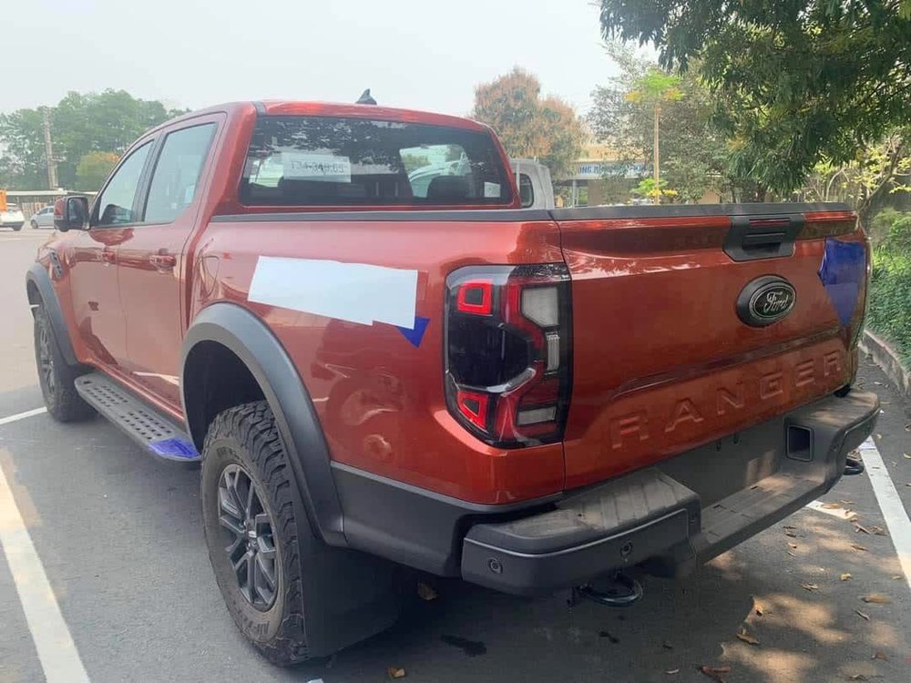 Ford Ranger Raptor 2023 đã ra biển số tại Việt Nam, để lộ trang bị khủng nhưng lại thiếu một chi tiết gây thắc mắc - Ảnh 6.