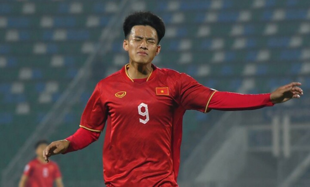 HLV Troussier không gọi 2 học trò cưng từ U20 Việt Nam lên đội U23 - Ảnh 1.