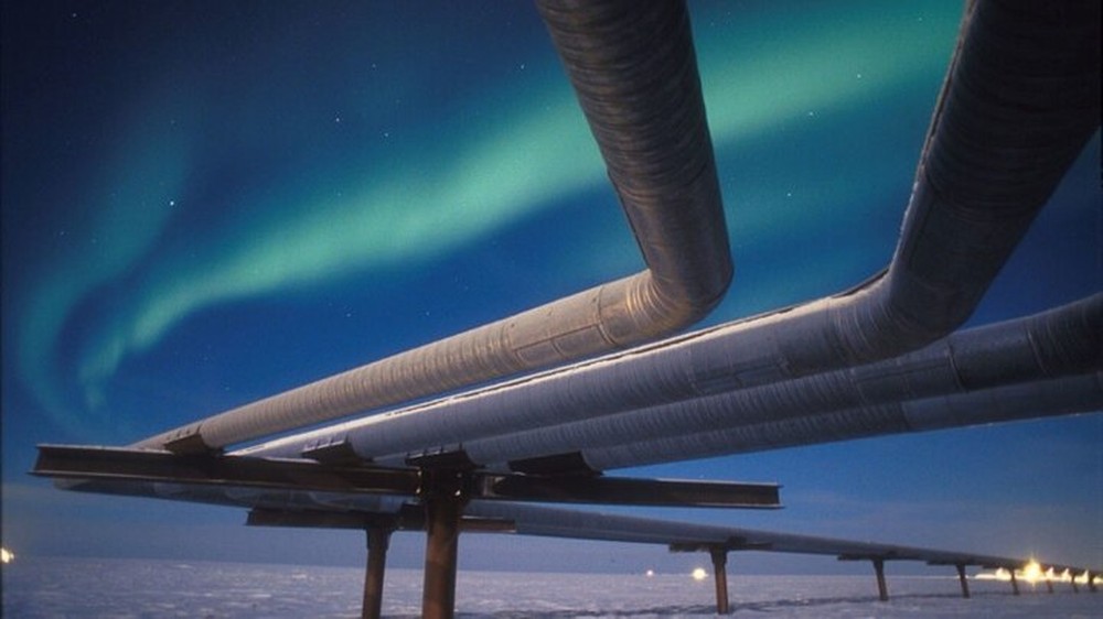 Nhà Trắng phủ nhận việc phê duyệt dự án khai thác dầu gây tranh cãi ở Bắc Cực - Ảnh 1.