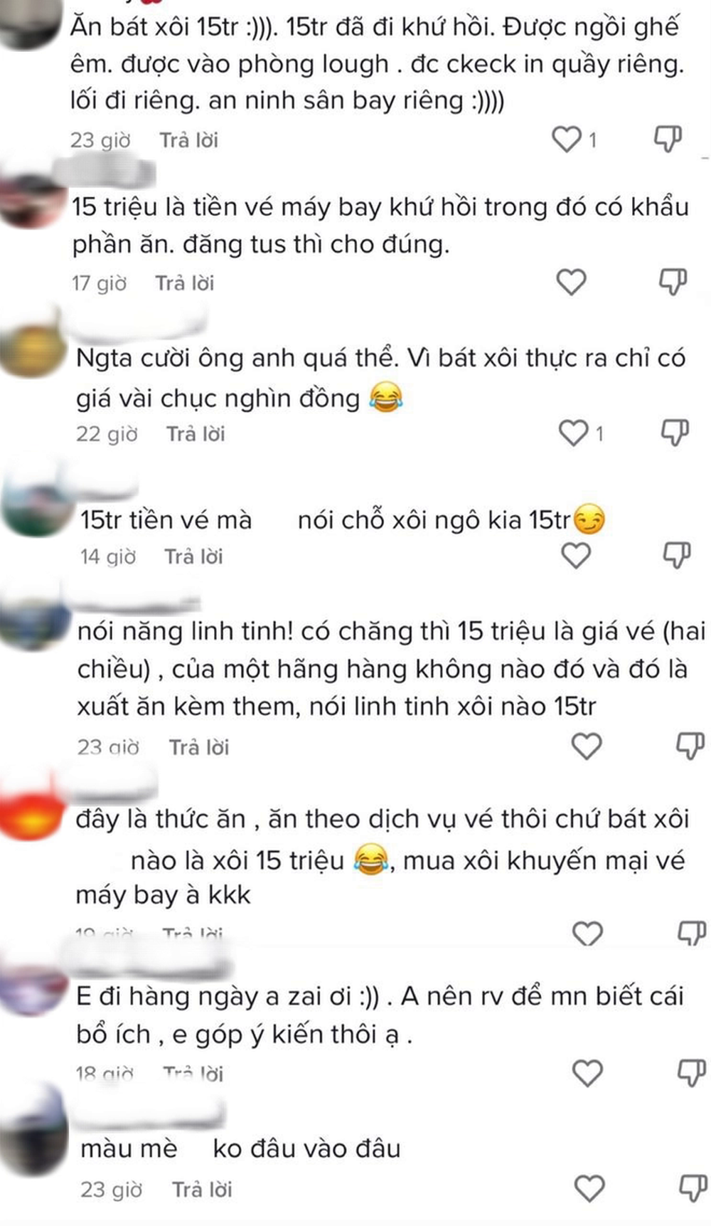 Review bát xôi ngô 15 triệu đồng trên máy bay, TikToker bị cộng đồng mạng chê bai dữ dội vì “làm màu” quá