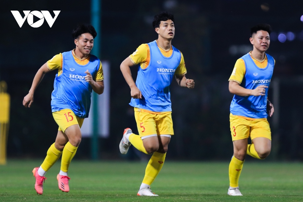 U23 Việt Nam tăng tốc hướng đến SEA Games 32 - Ảnh 1.