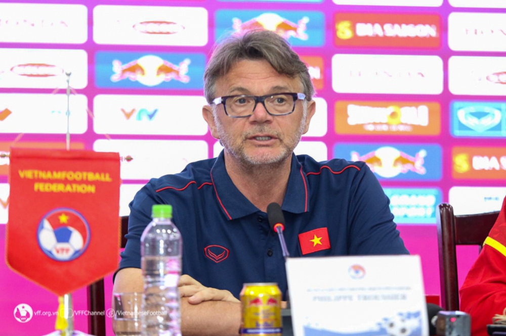 HLV Philippe Troussier: Trong tháng 3, tôi dành sự ưu tiên cho đội U22 - Ảnh 2.