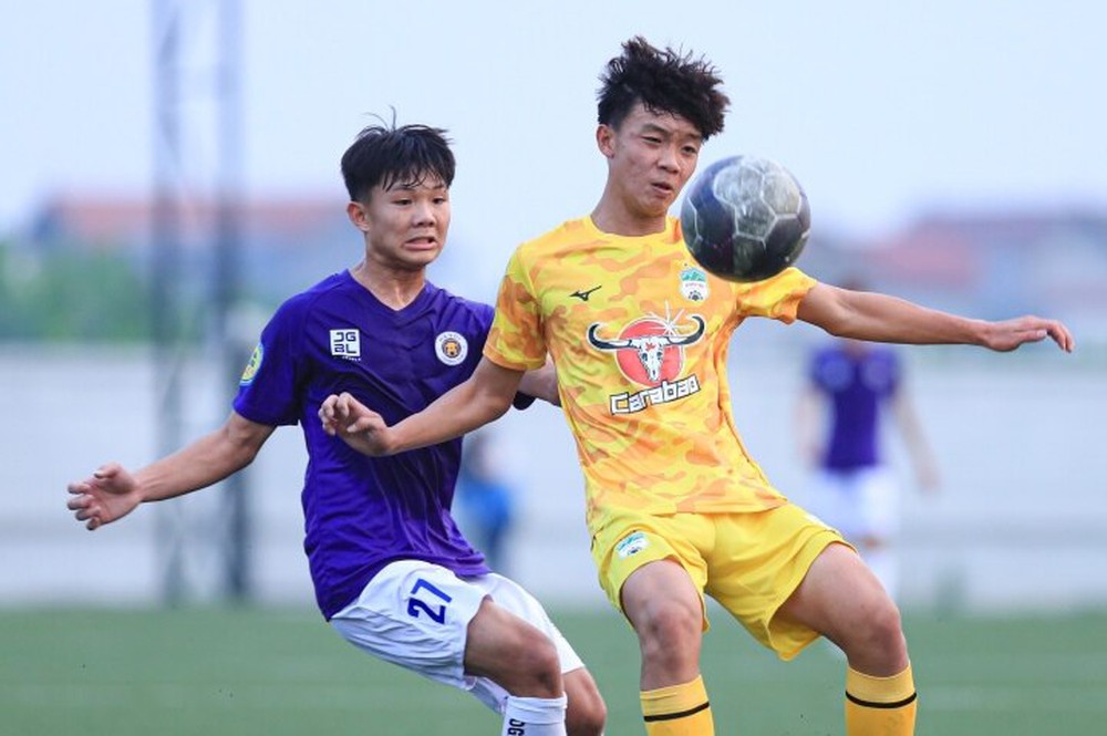 Thua U17 Hà Nội, U17 HAGL bị loại ngay từ vòng bảng Giải U17 Quốc gia 2023 - Ảnh 1.