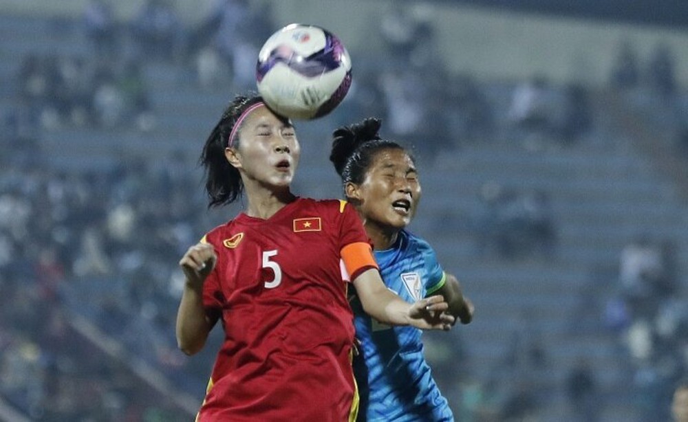 Nhan sắc ngọt ngào của nữ đội trưởng U20 Việt Nam gây sốt mạng xã hội - Ảnh 8.