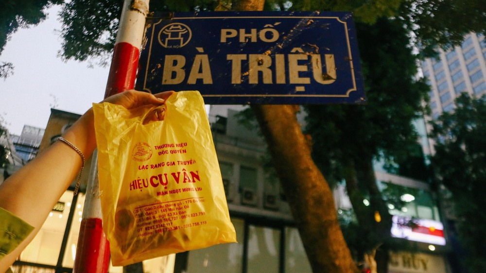 Hoang mang trước con phố có nhiều “bà Vân” nhất Hà Nội - Ảnh 4.