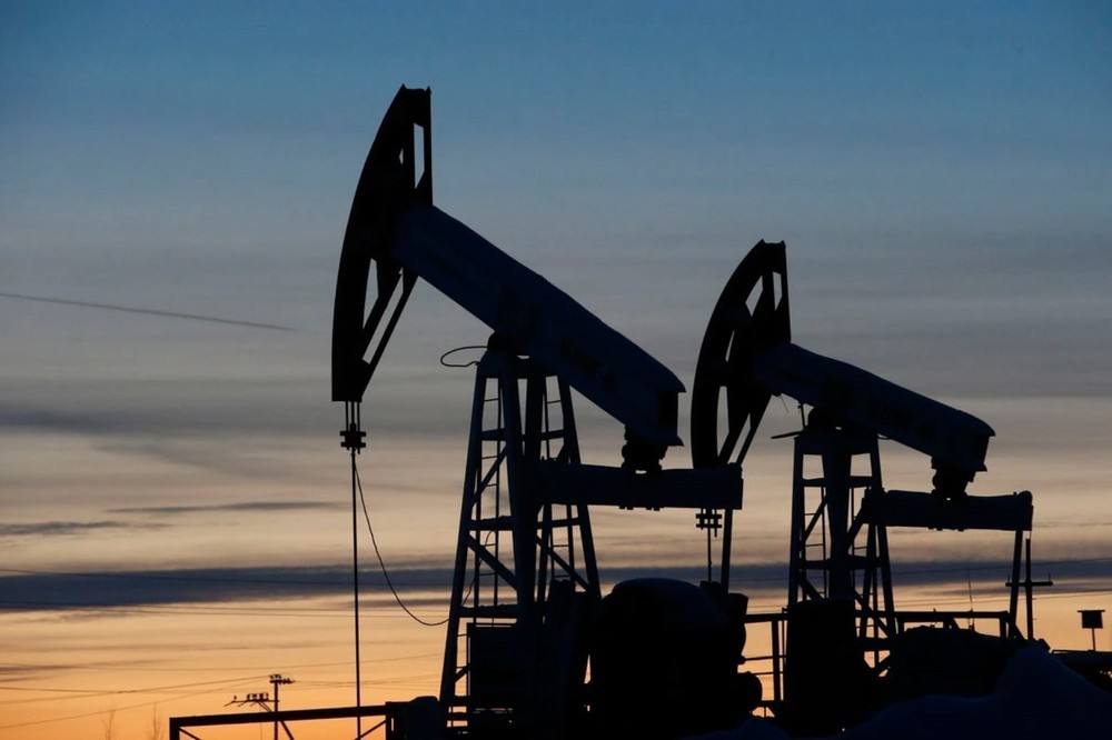 Các quốc gia EU tiếp tục tìm cách cắt giảm doanh thu dầu mỏ của Nga - Ảnh 1.