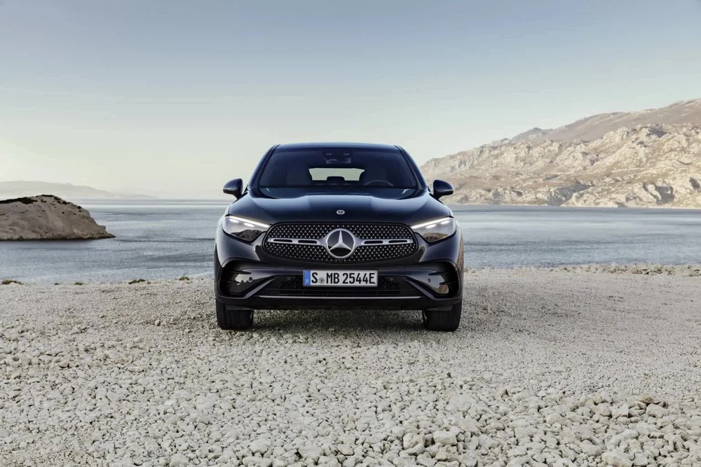 Ra mắt Mercedes-Benz GLC Coupe 2023: Cái gì cũng to lớn hơn, cạnh tranh X4 với nhiều đồ chơi công nghệ, về Việt Nam trong thời gian gần - Ảnh 7.