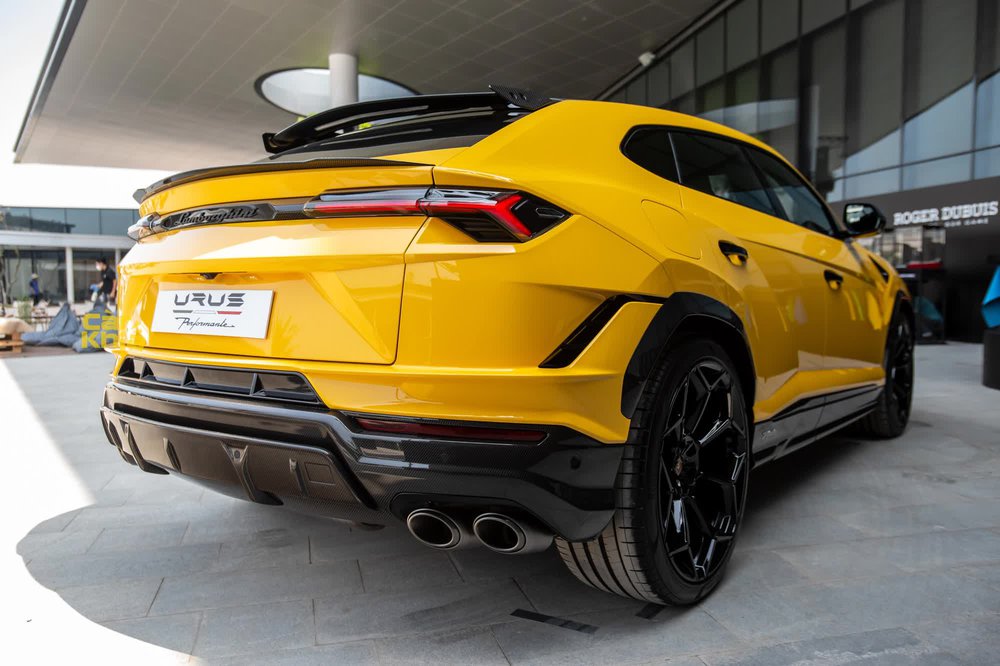 Lamborghini Urus Performante chính hãng ra mắt Việt Nam: Giá 16,5 tỷ đồng chưa tính option, đã có đại gia chịu chi mua chiếc đầu tiên - Ảnh 5.