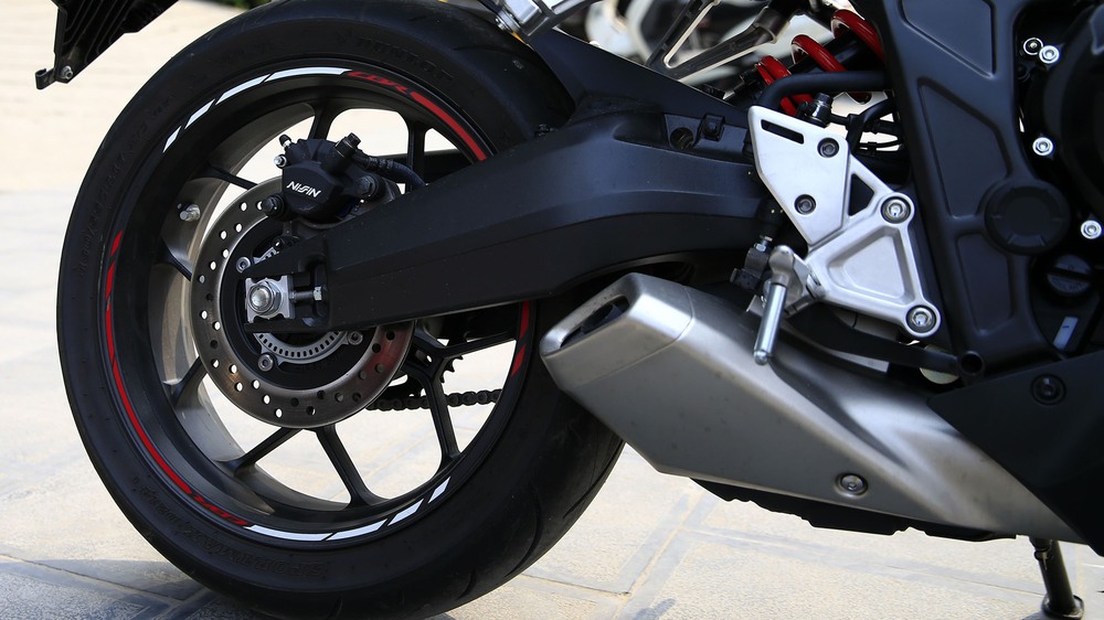 Thế giới 2 bánh: Diện kiến Honda CBR650R 2023 – mẫu sportbike đích thực dành cho “người mới” - Ảnh 26.