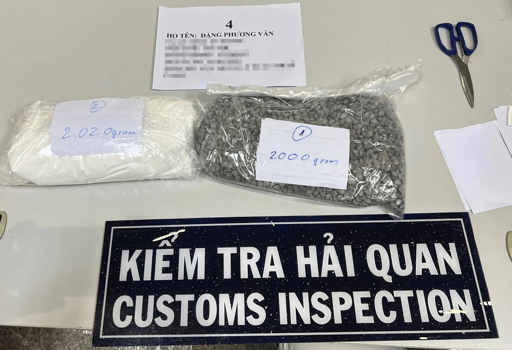 Tiếp viên mang vali chứa ma túy được Cục Hải quan TP HCM phát hiện như thế nào? - Ảnh 5.